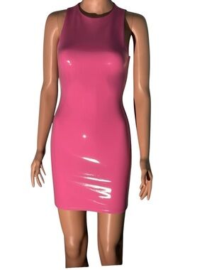 2  NWOT wardrobe bubblegum pink Barbie core sleeveless  Minis sz med